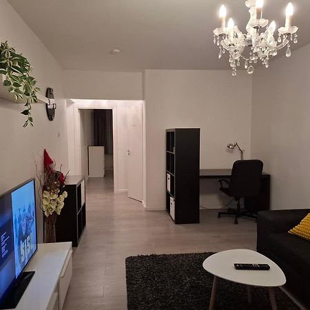 קופיו City Apartment Snellmaninkatu 22 A, Yksityinen Pistokkeellinen Paikoitus Sisaeltyy Hintaan מראה חיצוני תמונה